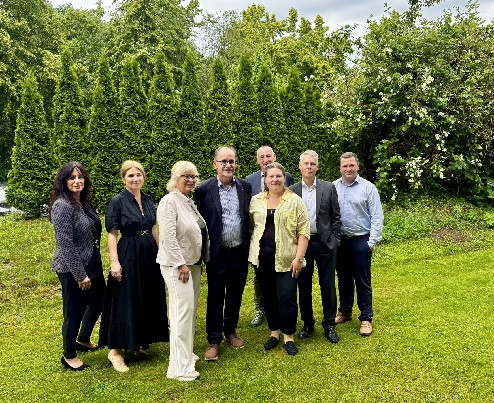 Delegation der NachfolgeTour beim Hotel Zierow