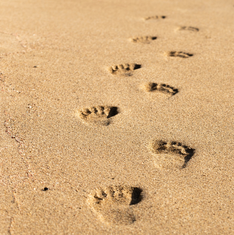 Fußspuren im Sand